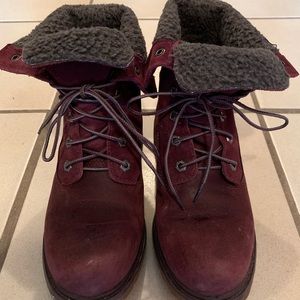 Timberland Women’s Plum Boots in Size 7